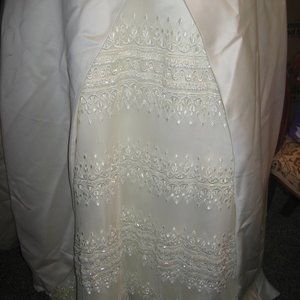 Never worn runway wedding dress sz. 10